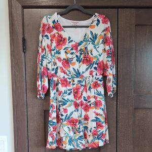 ANDREE BY UNIT White and Pink Garment